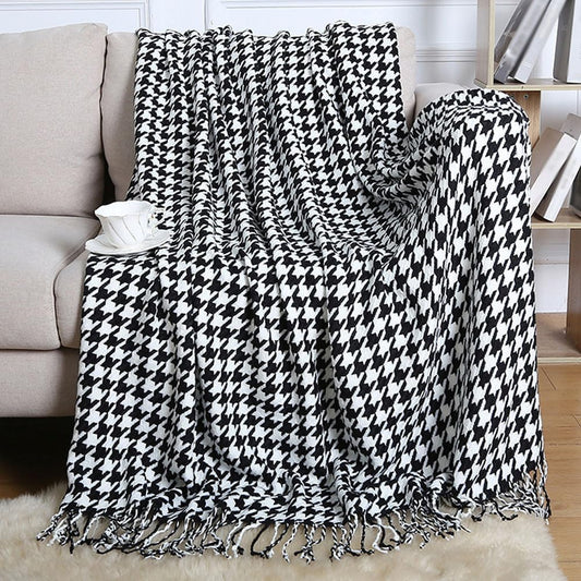 YOSEF Stylish Plaid Blanket with Tassel Black