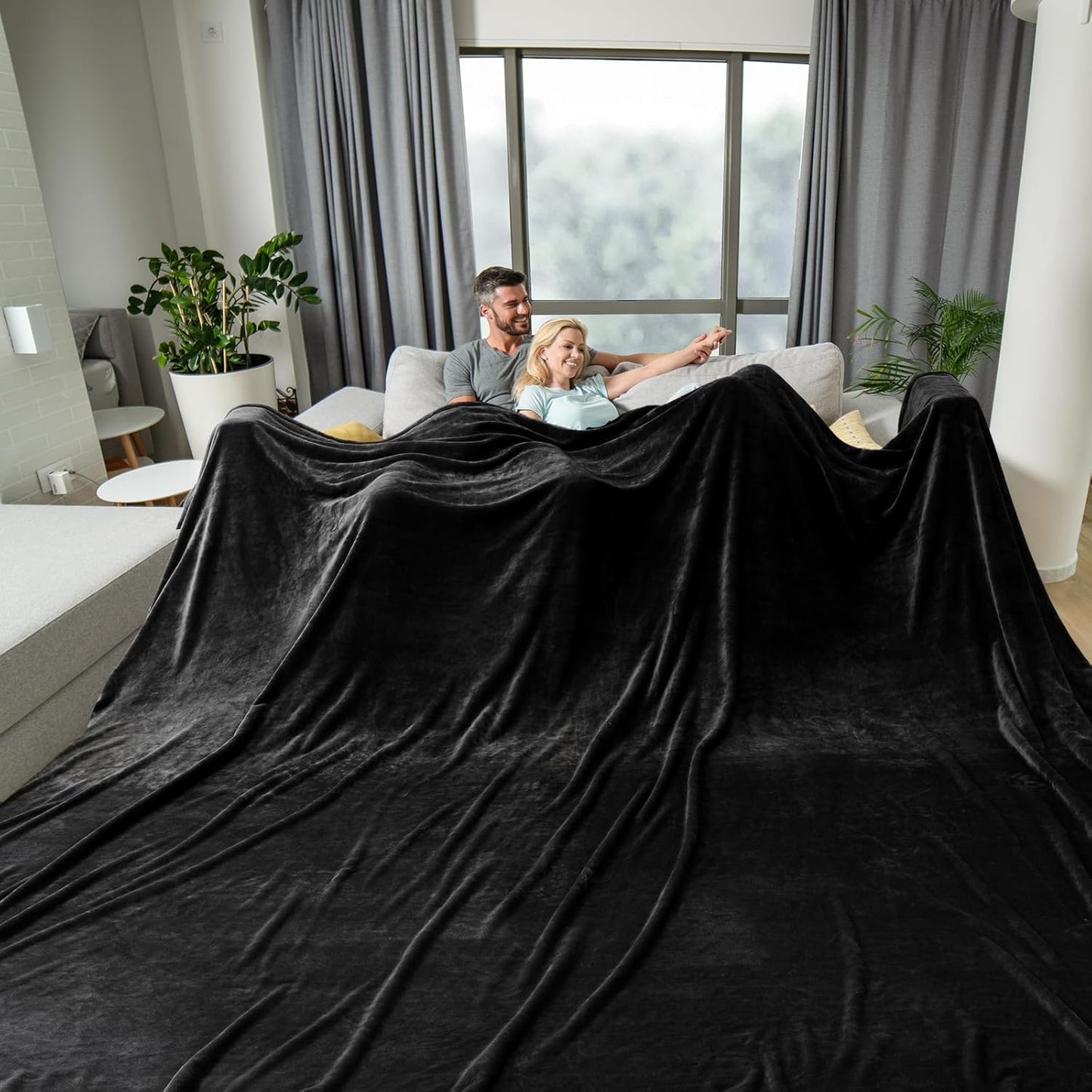 KIERAN Oversized Big Fleece Bed Blanket Black