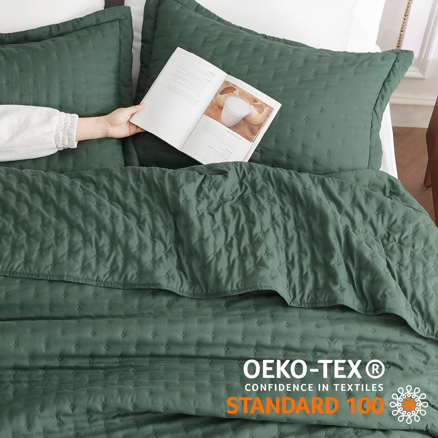 VERN Lightweight Extra Long Quilt Set Dark Green