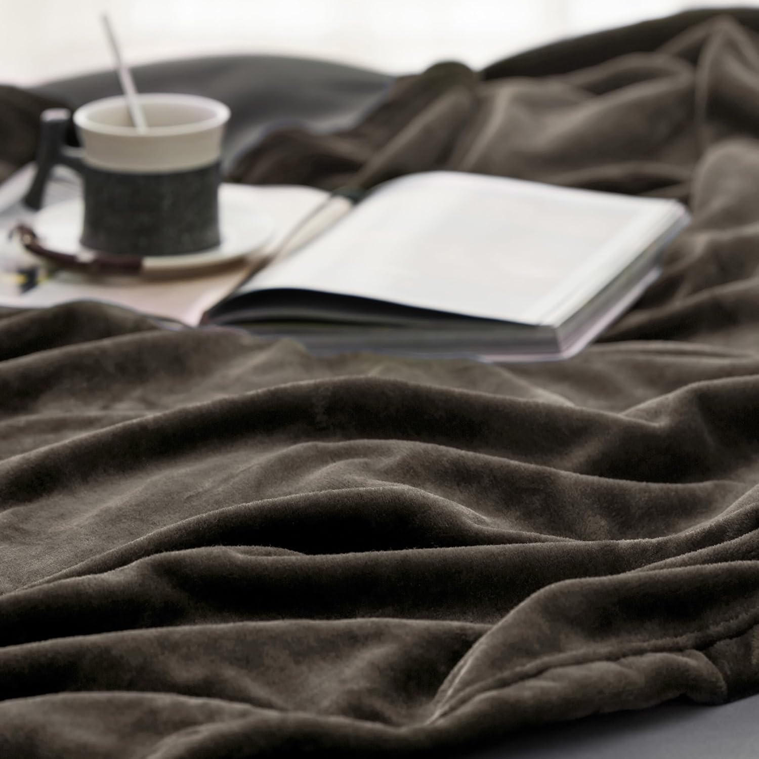 RISA Soft Fleece Blanket Brown