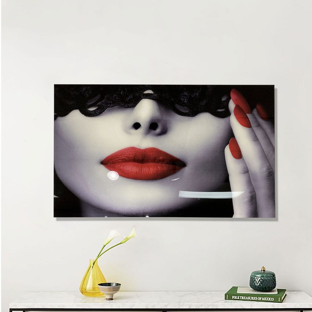 SCARLET Red-Lipped Beauty Portrait Modern Wall Art – Kira Living