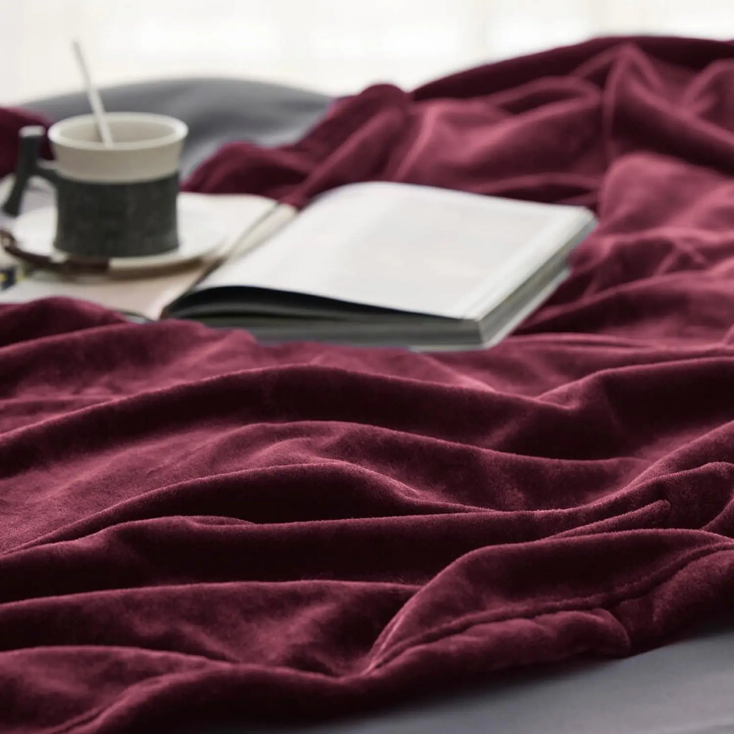 RISA Soft Fleece Blanket Burgundy Red